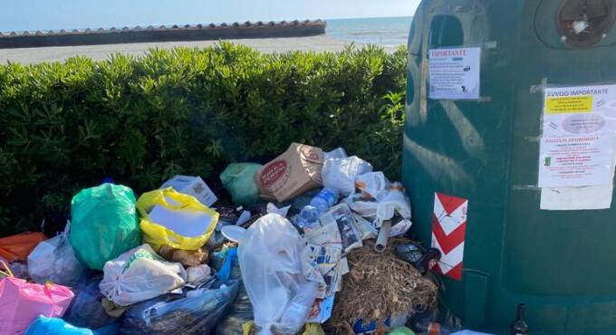 Ardea, Tarantino: “Il Sindaco faccia chiarezza sulla raccolta rifiuti nei Consorzi”