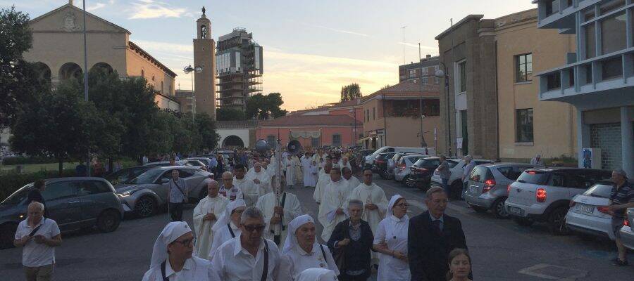 La diocesi di Latina torna in processione, ecco le nuove indicazioni previste dal decreto del Vescovo