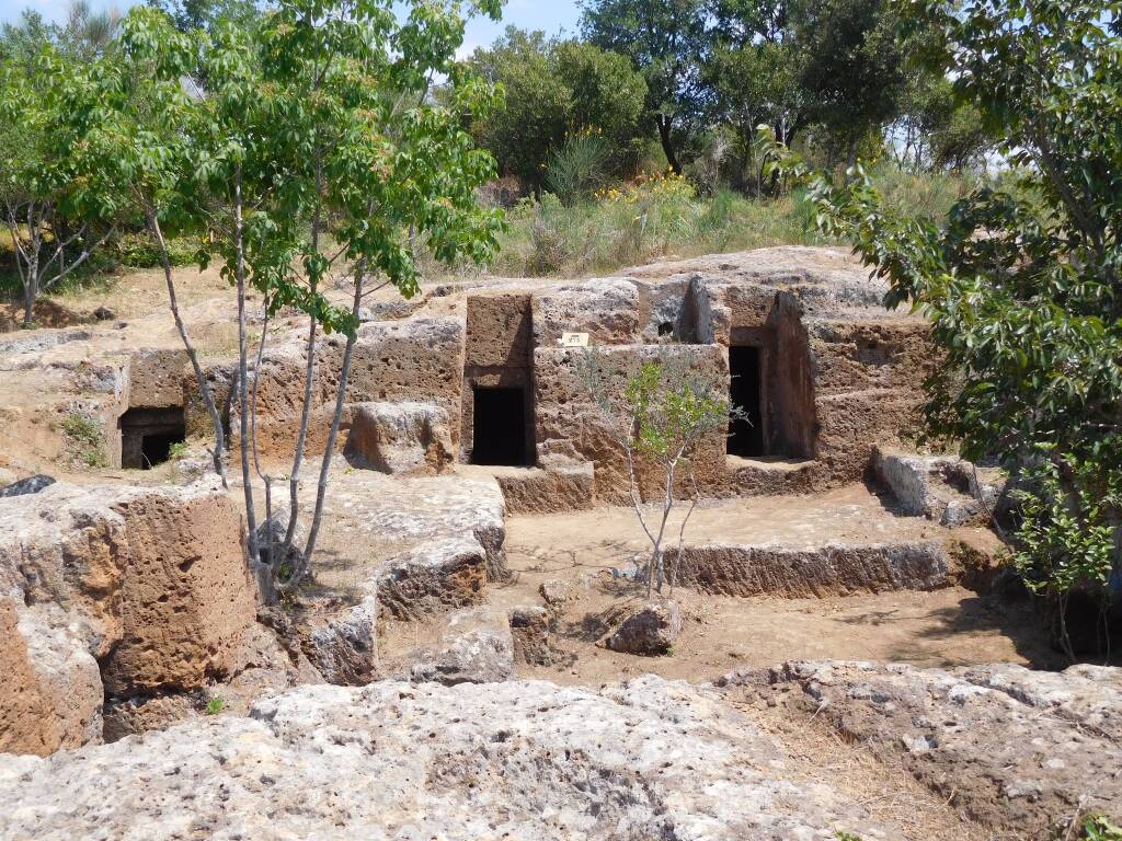 Dal 14 Giugno riprendono le visite all’area archeologica del Laghetto nel Sito della Banditaccia di Cerveteri