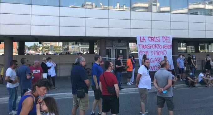 Fiumicino, Anselmi: “Apriremo un tavolo sul lavoro per il settore aeroportuale”