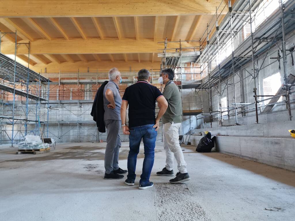Cantieri aperti nelle scuole a Fiumicino, Montino: “Nuove aule per i nostri ragazzi”