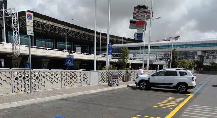 Fiumicino, dal 15 giugno la linea 8 del Tpl fermerà anche alla stazione dell’aeroporto