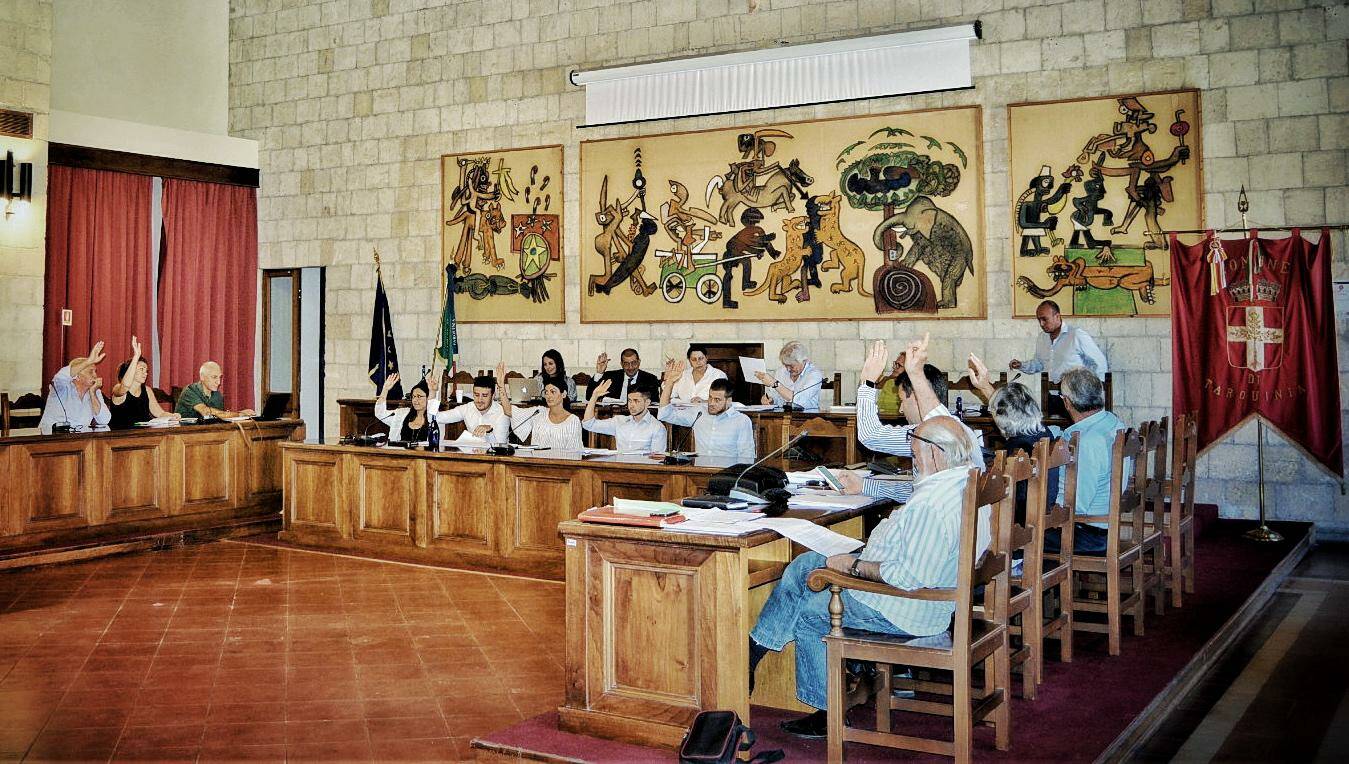 Tarquinia: il Consiglio approva le mozioni su Imu e bonus facciate