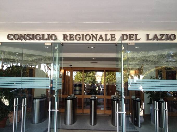 Regione Lazio, Simeone (FI): “Piano rifiuti, chiediamo autosufficienza regionale ed un nuovo termovalorizzatore”