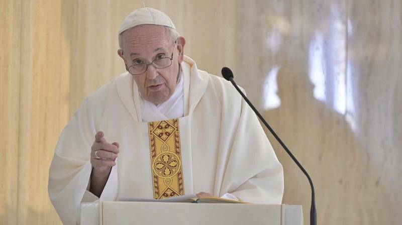 Migranti, il grido del Papa: “E’ Dio stesso che chiede di sbarcare da quelle navi”