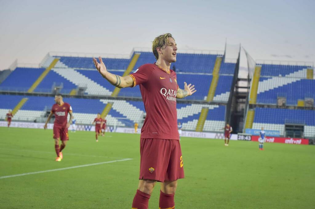 Zaniolo torna al gol e la Roma affonda il Brescia