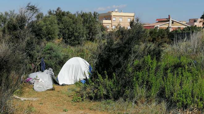 Dune di Passoscuro, Severini: “Abbandonate al degrado tra accampamenti abusivi e rifiuti”