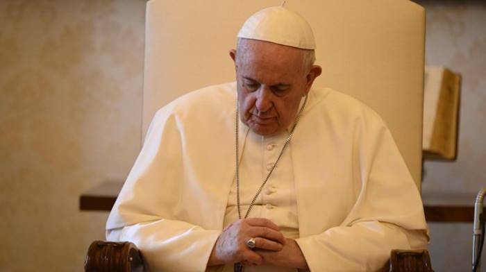 Esplosioni seminano morte e distruzione a Beirut: la preghiera del Papa per il Libano
