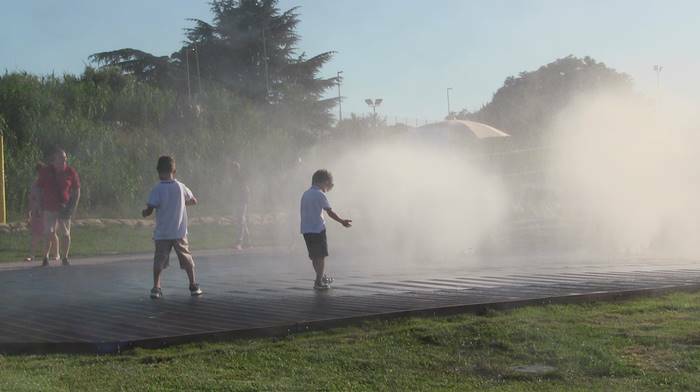 Roma: a Ponte Marconi riapre Tiberis, la “spiaggia” attrezzata sul Tevere