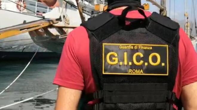 A Gaeta “Lulworth”, lo yacht da 10 milioni di euro sequestrato a un imprenditore