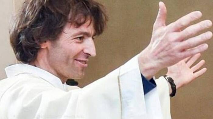 Il dolore del Papa per l’assassinio di don Roberto Malgesini: “E’ un martire della carità”