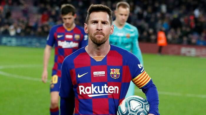 L’annuncio di Messi: “Resto al Barcellona, non porterei mai questo Club in tribunale”