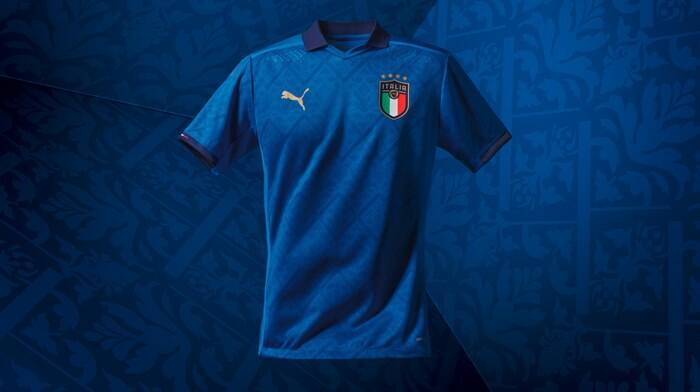 nazionale italiana calcio maglia rinascimento