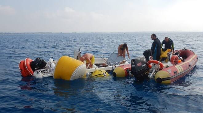 Cerveteri, recuperata un’imbarcazione a 16 metri di profondità