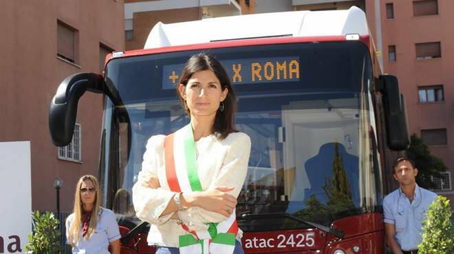 +BusXRoma: nelle strade della Capitale arrivano altri 60 nuovi bus fra cui 30 ibridi – VIDEO