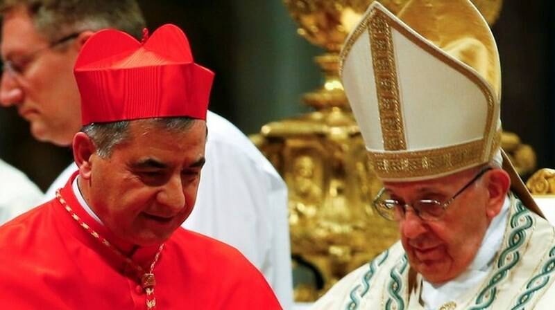 Il cardinal Becciu: “Estraneo a qualunque fatto illecito, sono sempre fedele al Papa”