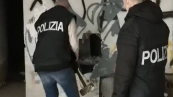 Anzio, sgominata una centrale di spaccio nel quartiere “Corso Italia”: 2 arresti e 2 denunce