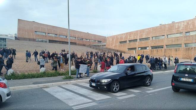 Dpcm Conte, manifestazione ristoratori Fiumicino