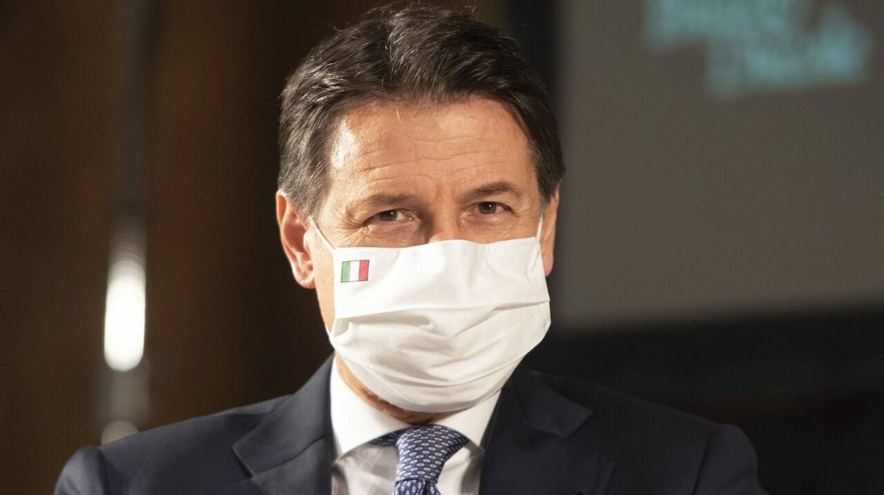 Giuseppe Conte candidato sindaco di Roma, il premier uscente: “No grazie”