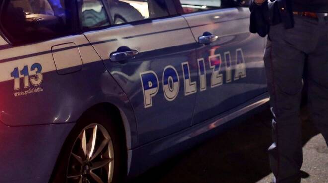 Roma, tentativo di furto in appartamento sventato dalla Polizia: 2 persone in manette