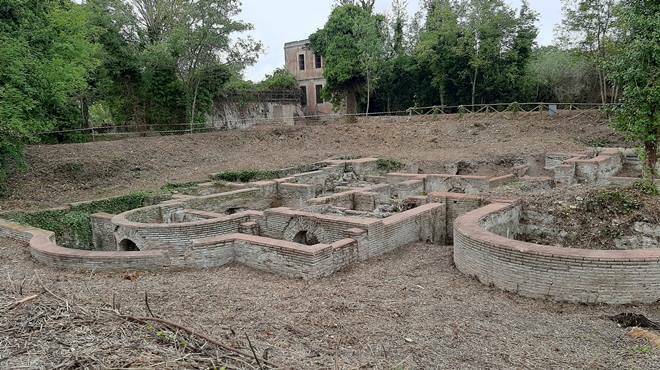 Fiumicino, proseguono a ritmo spedito i lavori di riqualificazione delle Terme di Matidia