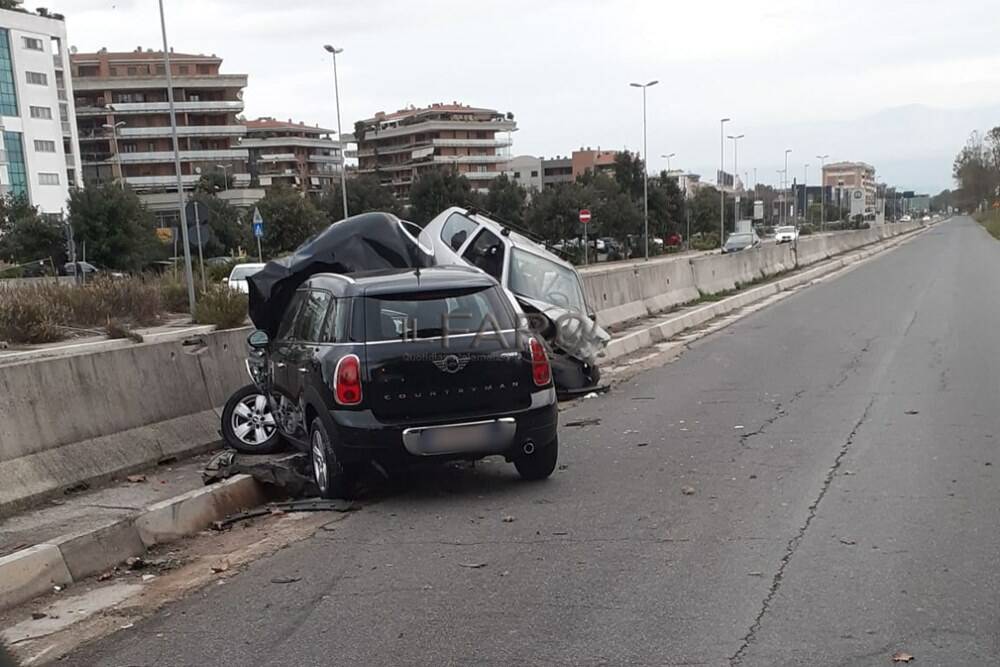 Incidente a Fiumicino, su via Portuense atterra l&#8217;eliambulanza: traffico bloccato
