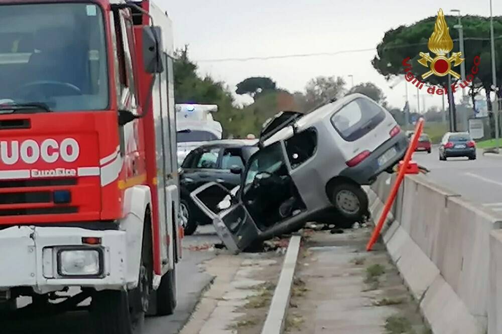 Incidente a Fiumicino, su via Portuense atterra l'eliambulanza: traffico bloccato