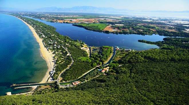 Lombardi: “Ampliare i confini del Parco del Circeo per proteggere il lago di Paola”