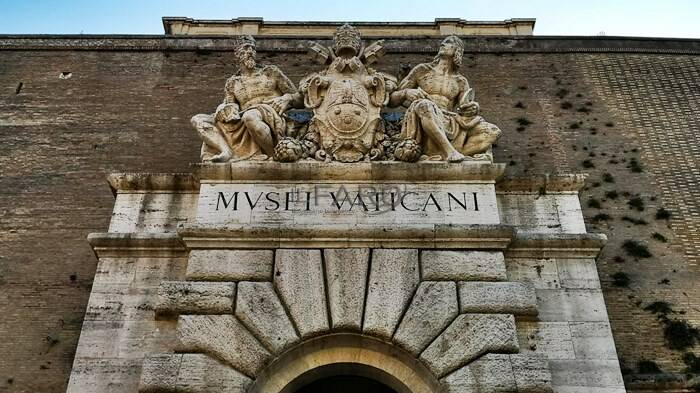 Maxi-truffa per i Musei Vaticani: furto “hightech” di opere d’arte