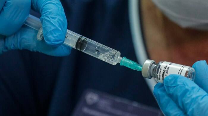 Covid-19, allo Spallanzani al via la campagna di vaccinazione per gli over 80