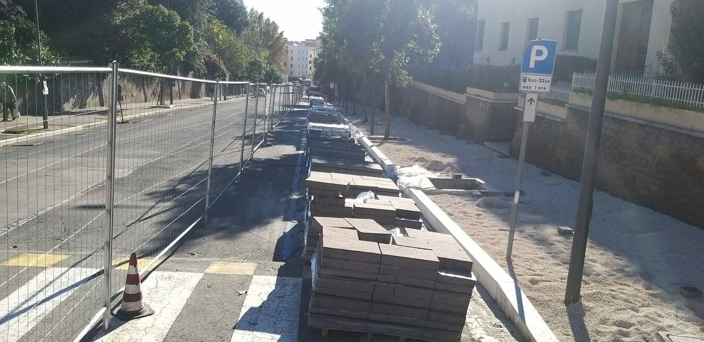 Anzio, pavimenti in porfido per la storica Via Paolini