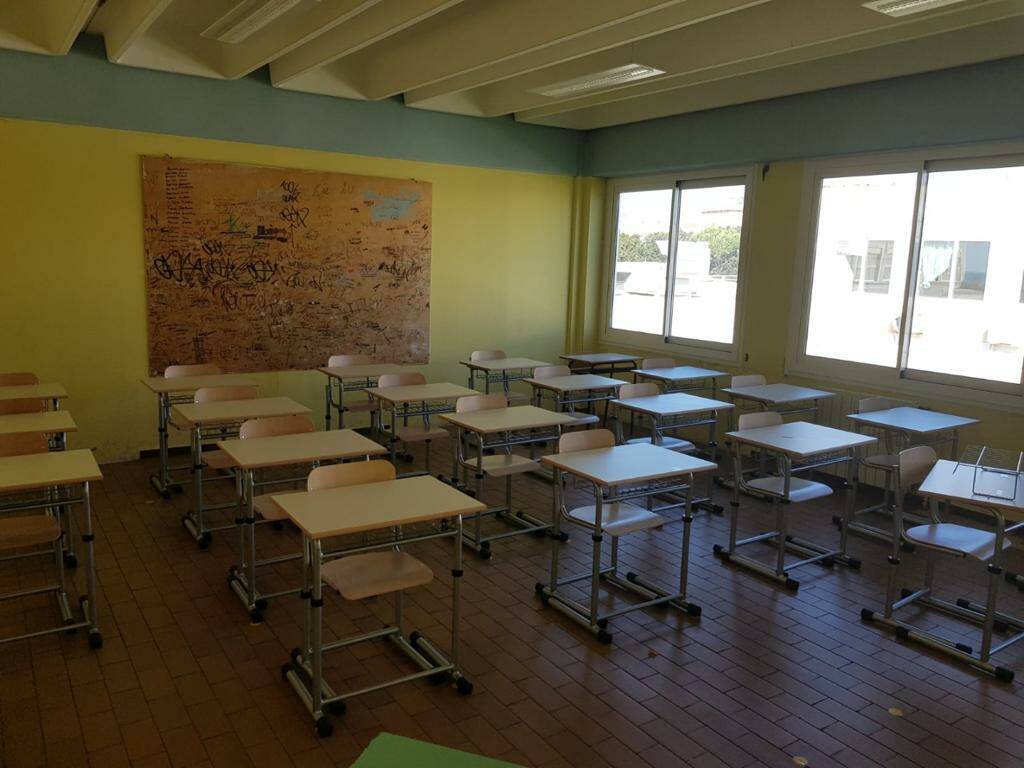 Consegnati alle scuole di Anzio tutti gli arredi acquistati dal Comune con i fondi Pon