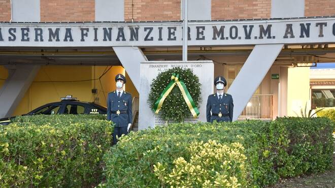 A 47 anni dall’attentato all’aeroporto di Fiumicino, la Guardia di Finanza ricorda Antonio Zara