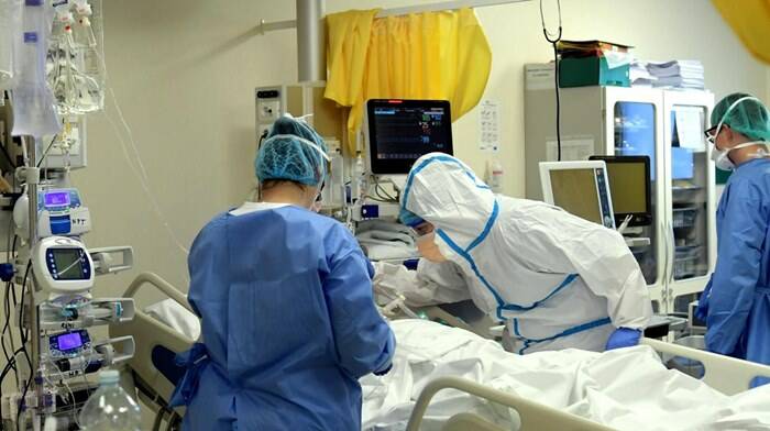 Il senatore Barbaro: “Pazienti campani affetti da Covid-19 in fuga verso gli ospedali del Lazio”