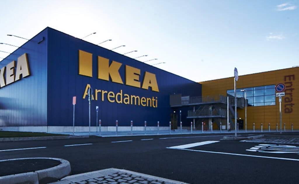 IKEA: assunzione di diplomati e laureati