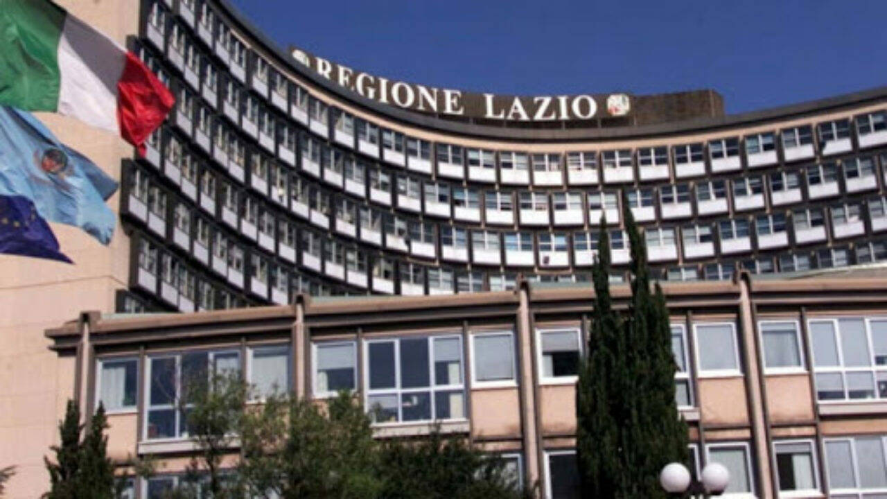 Regione Lazio, approvato in consiglio un ulteriore taglio ai costi della politica