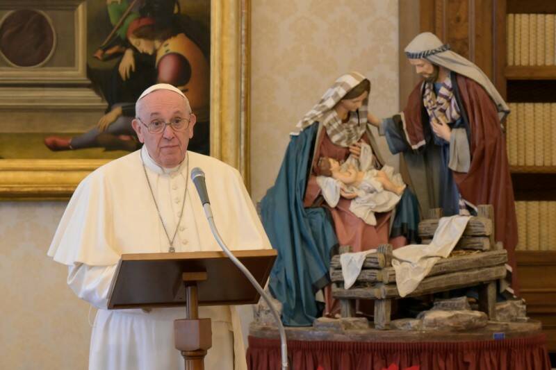 Il Papa: “Dobbiamo sviluppare la mentalità del ‘prendersi cura’: così si costruisce la pace”