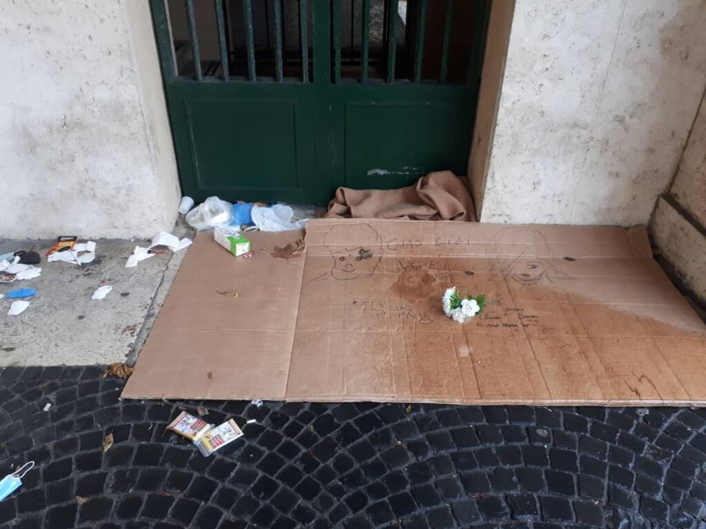 Clochard morto davanti al X Municipio, Sinistra Italiana: “Sul piano freddo carenze inaccettabili”