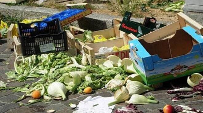 Ostia, Vocaturo: “Ormai il mercato di via Desiderato Pietri è solo degrado ambientale”