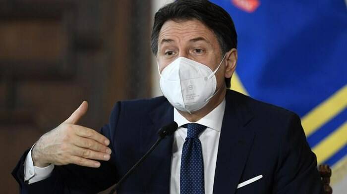 Il Governo traballa, Conte incontra Mattarella: “Spero non si arrivi alla crisi”