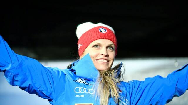 Manuela Moelgg presto mamma: la campionessa di sci lo annuncia sui social
