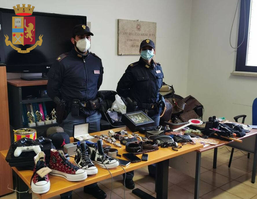 Ostia, fermati durante il coprifuoco… Erano 2 ladri