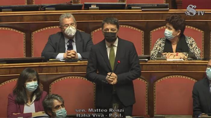 Renzi contro Conte in Senato: “Non siamo irresponsabili ma siamo stati fin troppo pazienti”