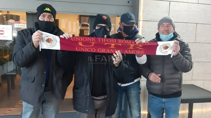 Il litorale si tinge di giallorosso: a Fiumicino nasce nuovo Roma club