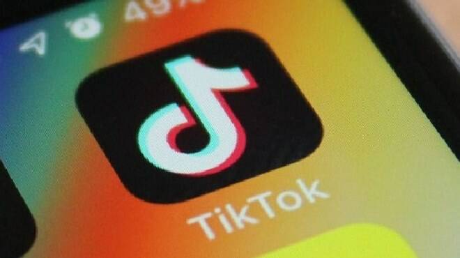 “Black out challenge” mortale: il Garante blocca TikTok