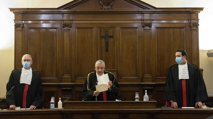 Ior, sentenza storica: per la prima volta il Tribunale vaticano condanna al carcere i reati finanziari
