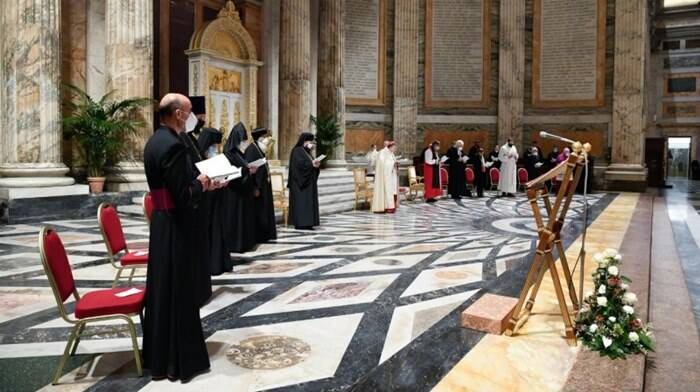 Unità dei Cristiani, il Papa: “Una preghiera che non porta all’amore è fatuo ritualismo”