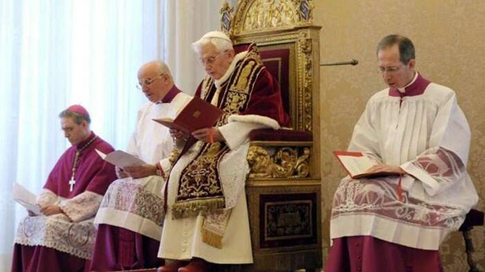 Ratzinger: “La mia rinuncia? Una decisione difficile ma credo di aver fatto bene”