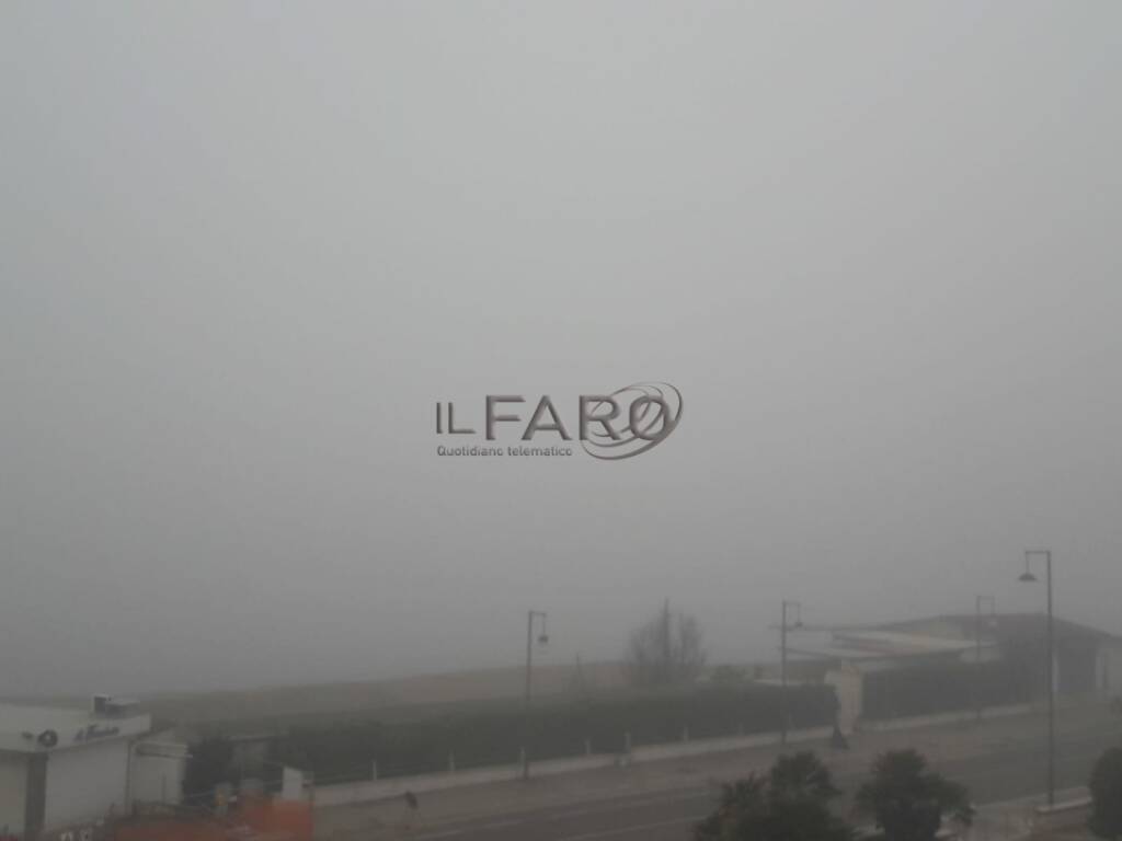 Sveglia con la nebbia. &#8220;Buongiorno da Milano&#8221;, ma è litorale laziale