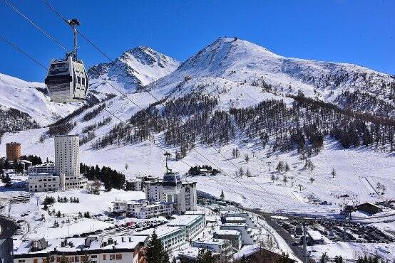 Lo sci rinasce con i grandi eventi: Sestriere si candida per il Mondiale del 2029